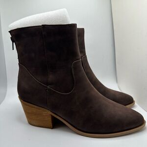 CUSHIONAIRE Women's Western Boot +Memory Foam 9.5 BROWN